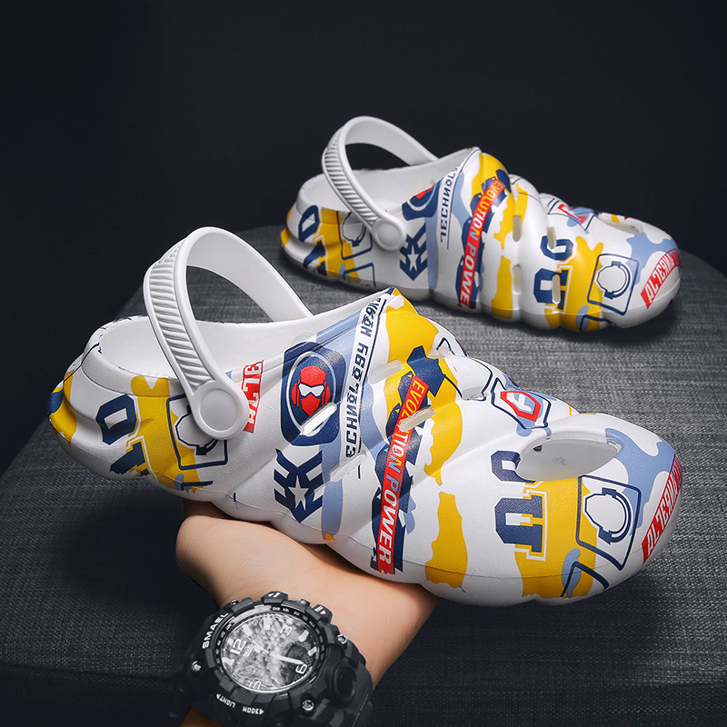 Men's Hollow Foot Hole Shoes 2022 Summer New Youth Outer Wear Letter Pattern Breathable Beach Shoes Men's Hollow Foot Hole Shoes 2022 Summer New Youth Outer Wear Letter Pattern Breathable Beach Shoes