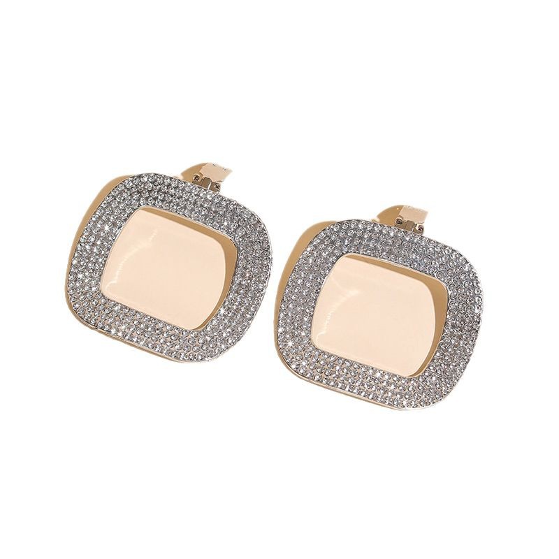 靴のバックルのハイヒールの部品の方のドリルは取り外し可能です。