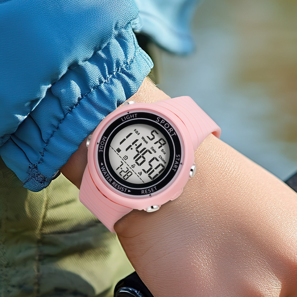 Nueva tendencia juvenil estudiantes reloj electrónico deportivo multifuncional alarma de luz nocturna relojes electrónicos al por mayor