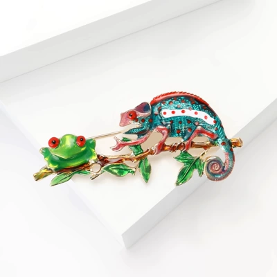 Oil Drop Chameleon Frog: Yaxa sancaqları