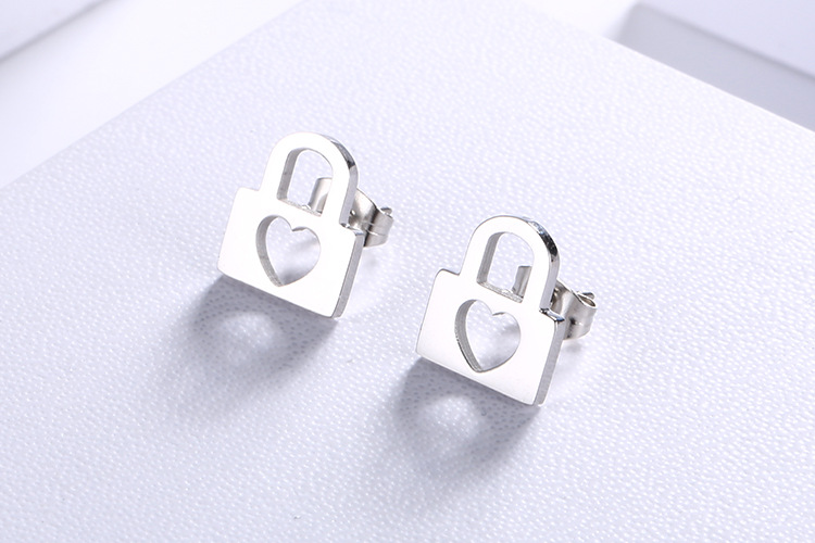 new heart lock-shaped stainless steel clavicle chain earrings net wholesale Nihaojewelry