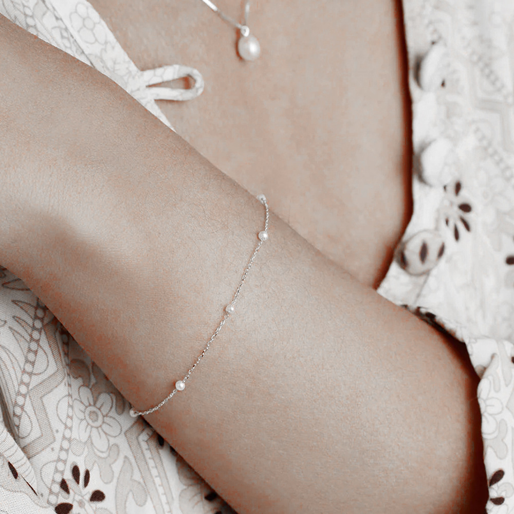 Elegant Geometric Sterling Silver Plating Bracelets display picture 5