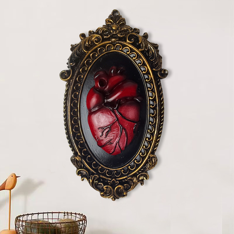 Cross-border New Resin Heart Hanging Board Gothic Style Wall Hanging Decoration Office Home Decoration Statue Ornaments