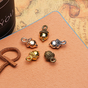 Pine Cone Pendant DIY Zinc Alloy Jewelry Accessories Bracelet Sweater Chain Pendant Factory Direct Supply Jg039