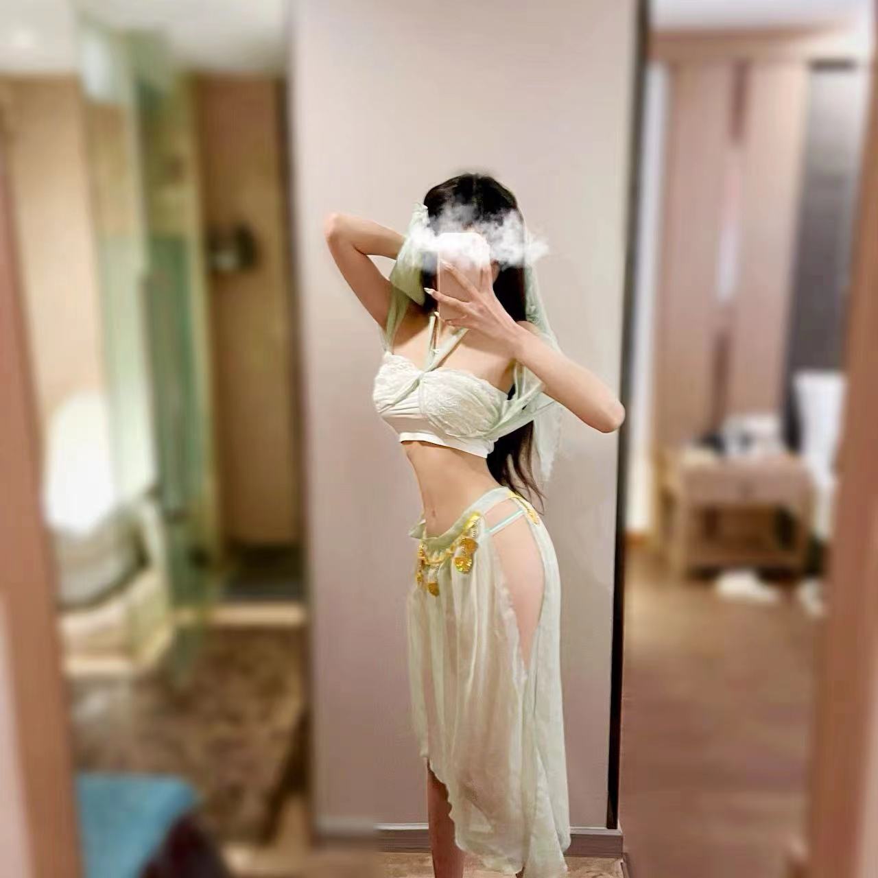 Court Pure Desire Hanfu Lingerie Set with Veil, Bandeau, Skirt and Panties — detail image 18