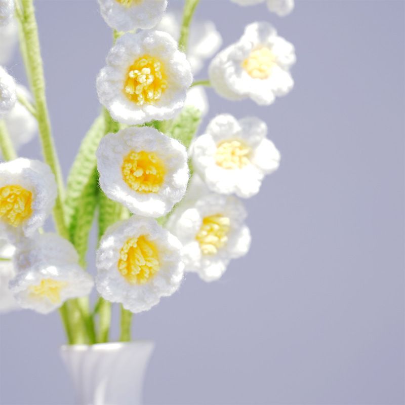 スズランの花束完成品手編みニットウール5頭造花バレンタインデー造花ガールフレンドインオーナメント用|undefined