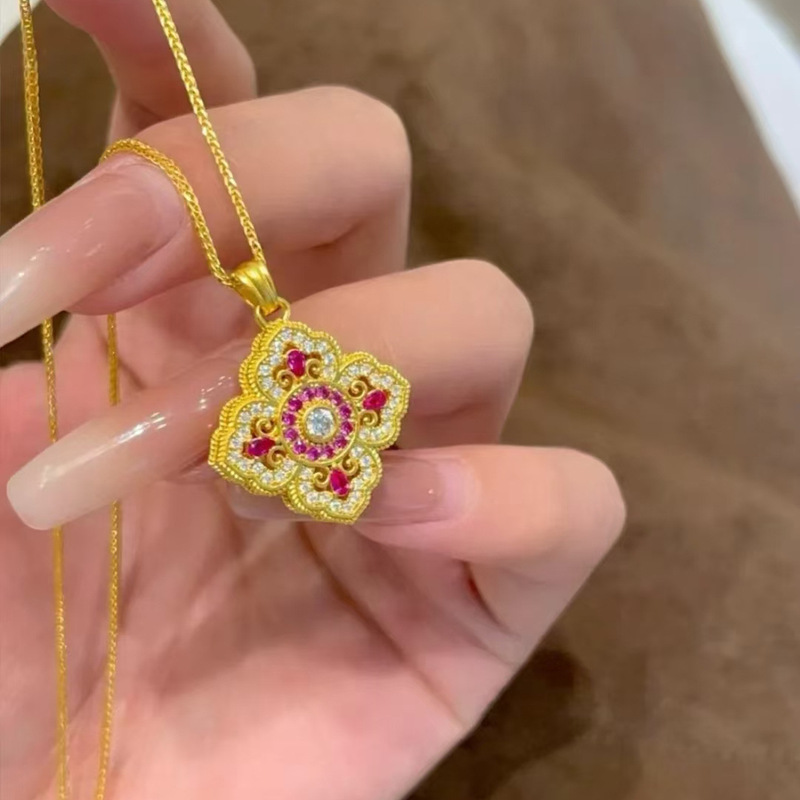 小红书韦雪同款四叶草项链轻奢气质国风真金电镀镶钻红刚玉吊坠女|undefined