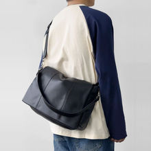 黑色pu邮差包男士斜挎单肩包男情侣纯色简约韩国休闲背包