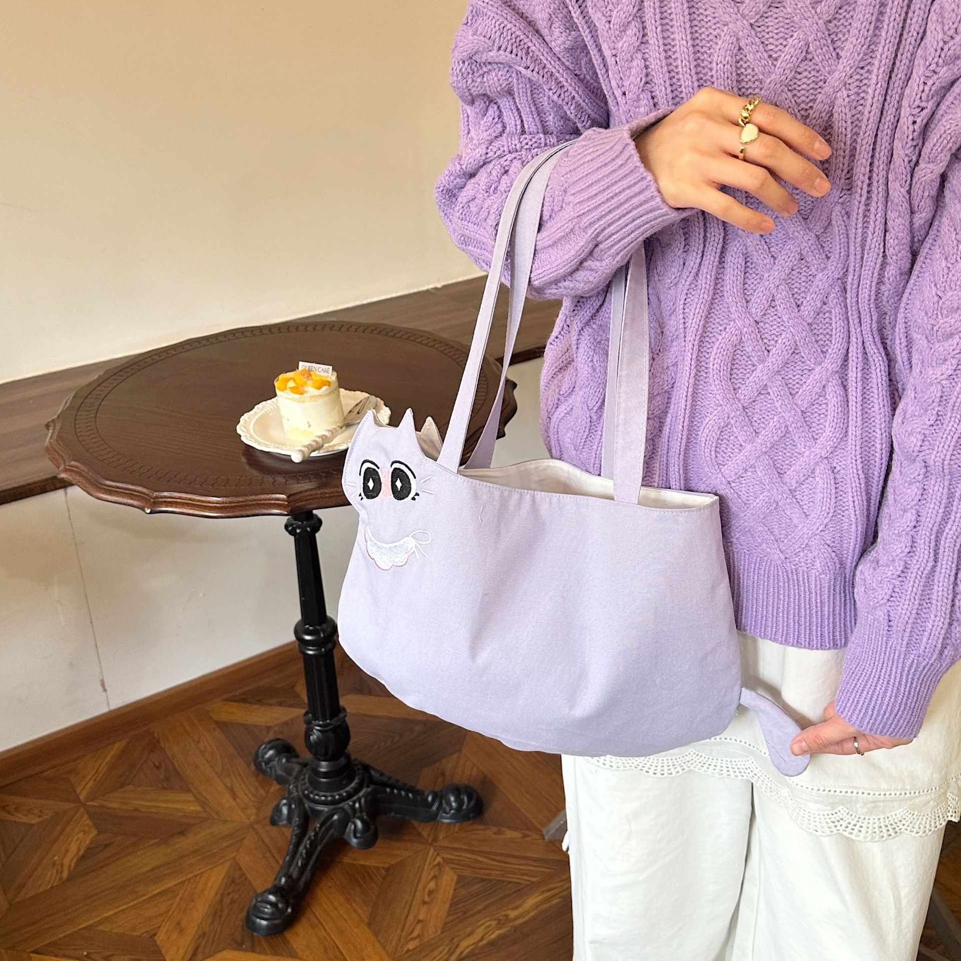 Women's Canvas Cat Cute Square Open Tote Bag display picture 10