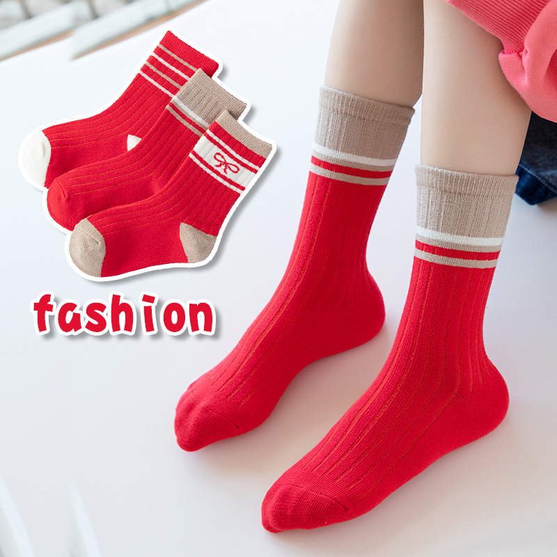 T319 빅 레드 보우 고품질 면 가을 겨울 인기 통기성 및 땀 흡수성 학생 양말