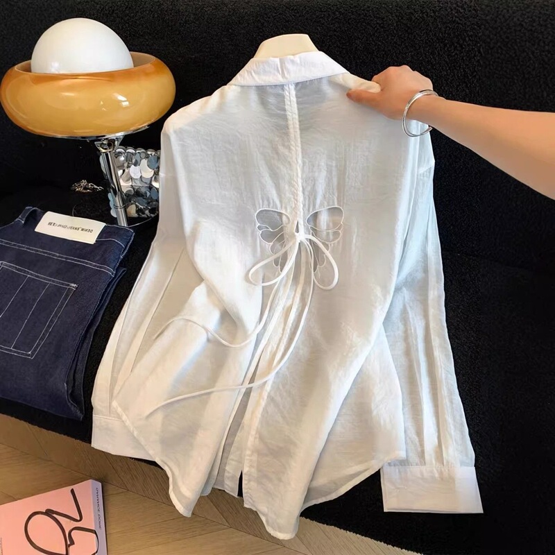 New stylish women's shirt with butterfly cutout on the back, summer new design, lace-up, layered, long-sleeved, thin shirt