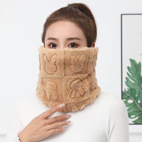 Popular hexagonal hats with plush and thick cycling face masks, neck gaiters for adults, winter outdoor warming scarves