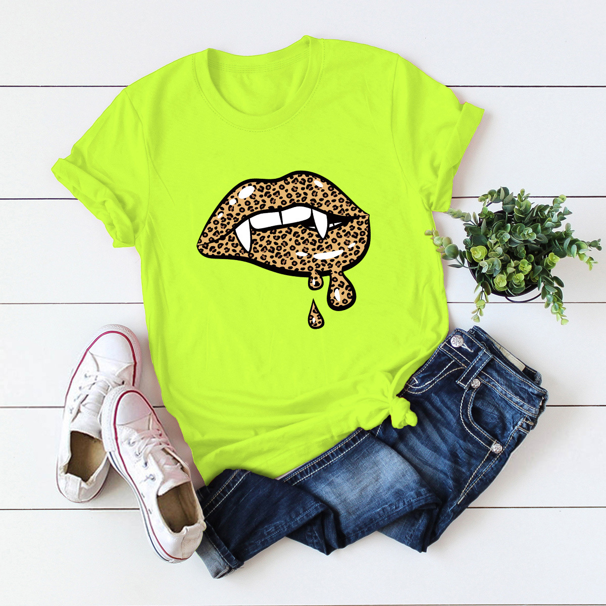 Sexy Lips Print Short-Sleeved T-Shirt NSSN83719