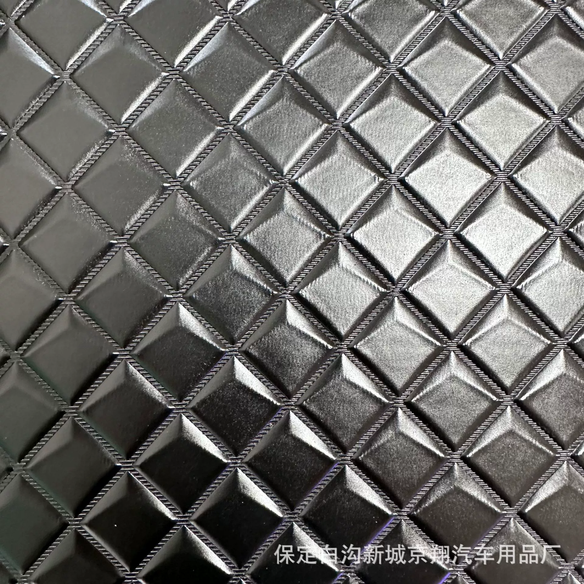 Специализируется на производстве сырья для автомобильных ковриков, катушка из перламутровой кожи, водонепроницаемая устойчивая к царапинам, защита окружающей среды, процесс вышивки Magic Art