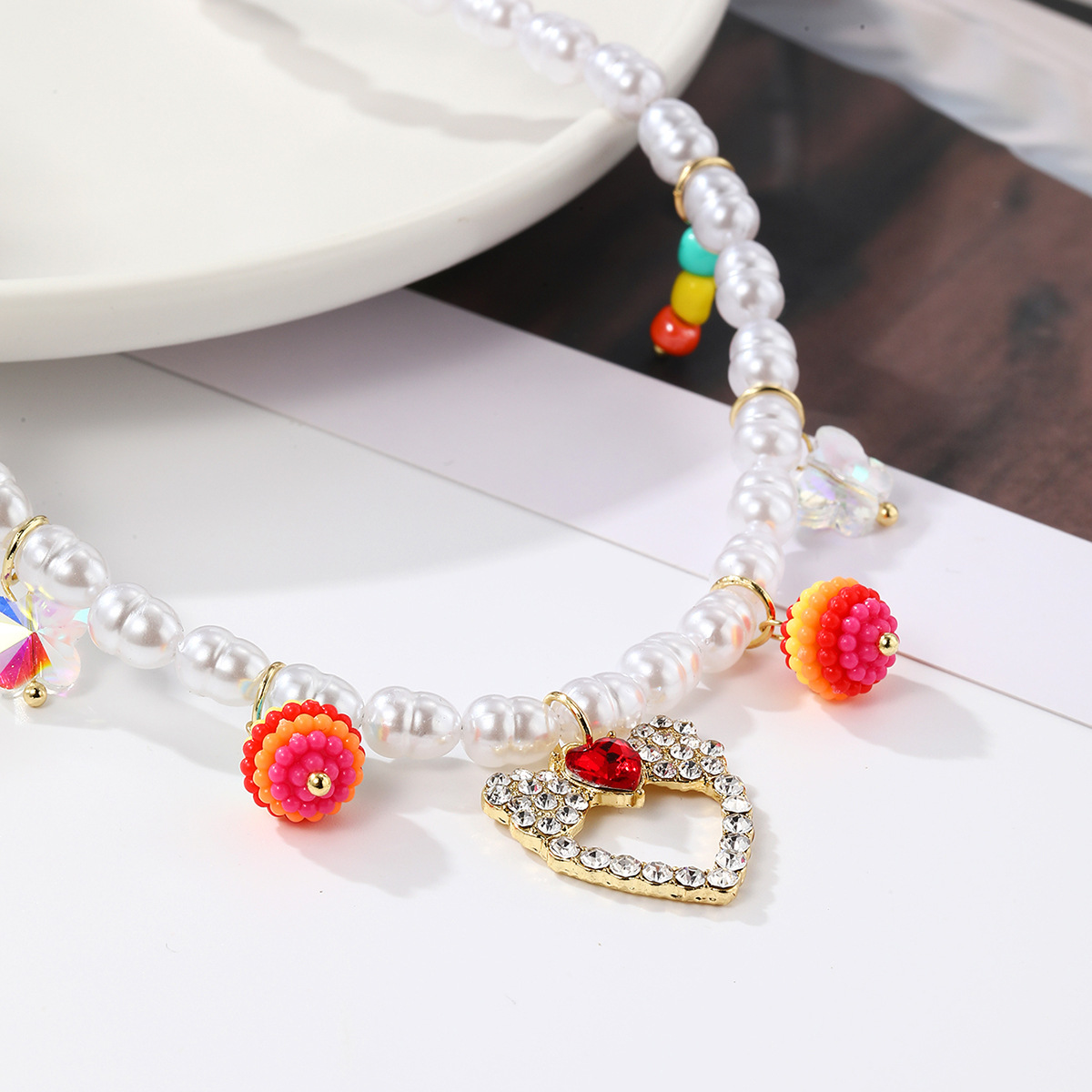 Pearl And Mixed Bead Necklace For Women Niche Coral Design_voghion.com