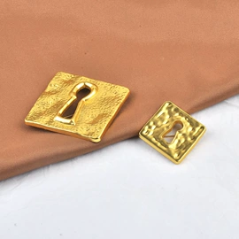 胸针;项坠;耳钉