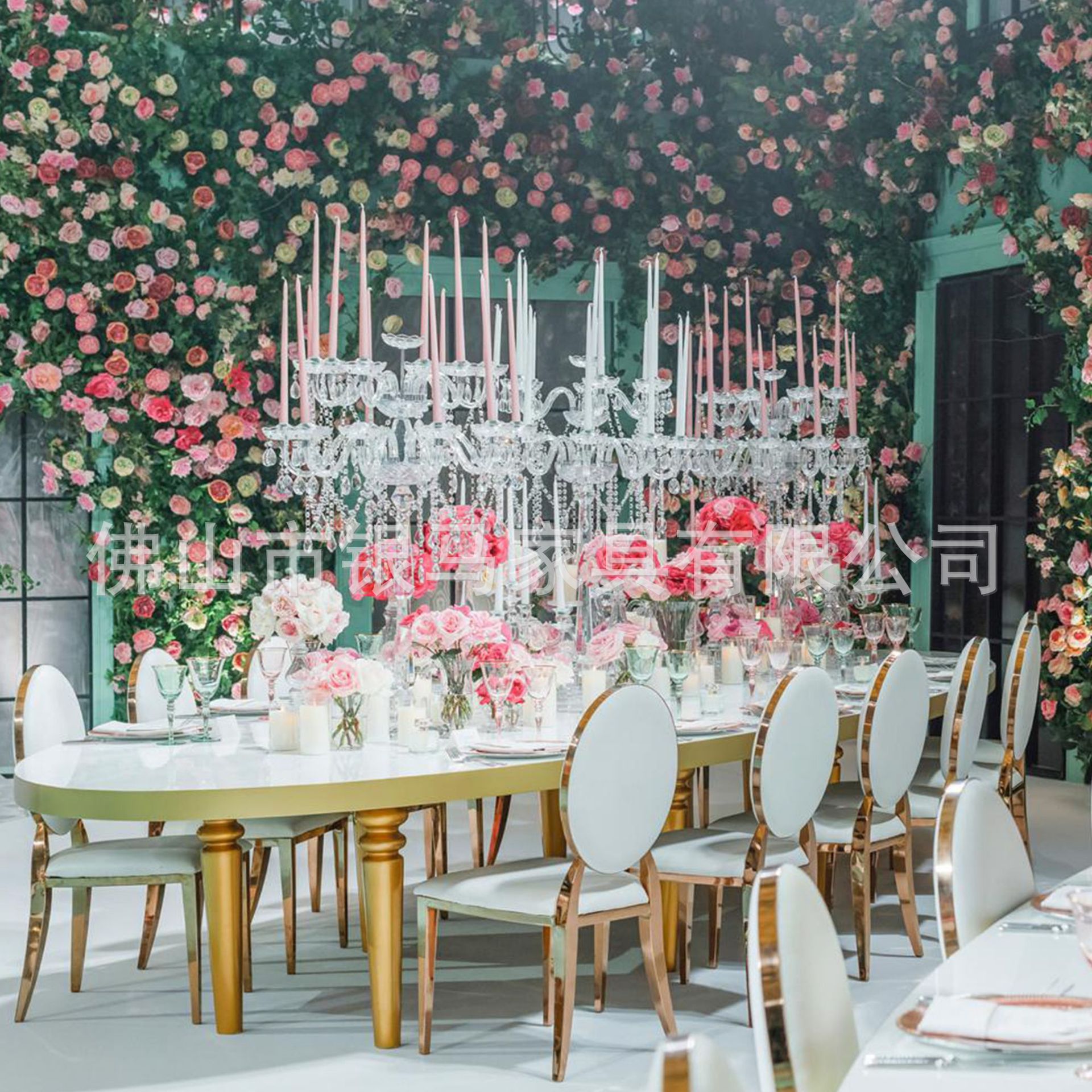 Fábrica al por mayor Hotel banquete boda comedor silla boda galvanoplastia Silla de acero inoxidable Bolsa De Oro suave Silla de comedor de cuero