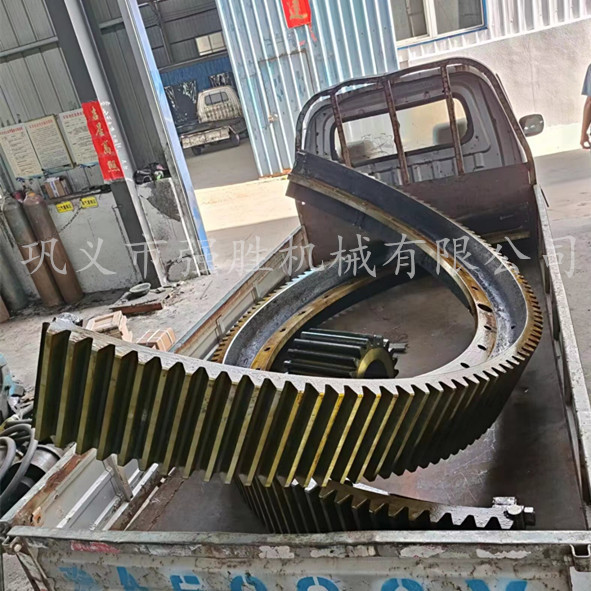 铝灰球磨机大齿轮 高锰钢锤头 高铬中铬钢球 耐磨衬板配件加工