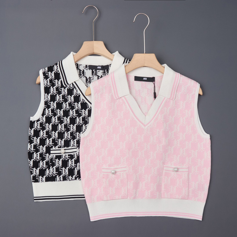 2026 New Women's Thin Jacquard Letter Contrast Color Sleeveless Knitted Vest 264-26 2026 New Women's Thin Jacquard Letter Contrast Color Sleeveless Knitted Vest 264-26