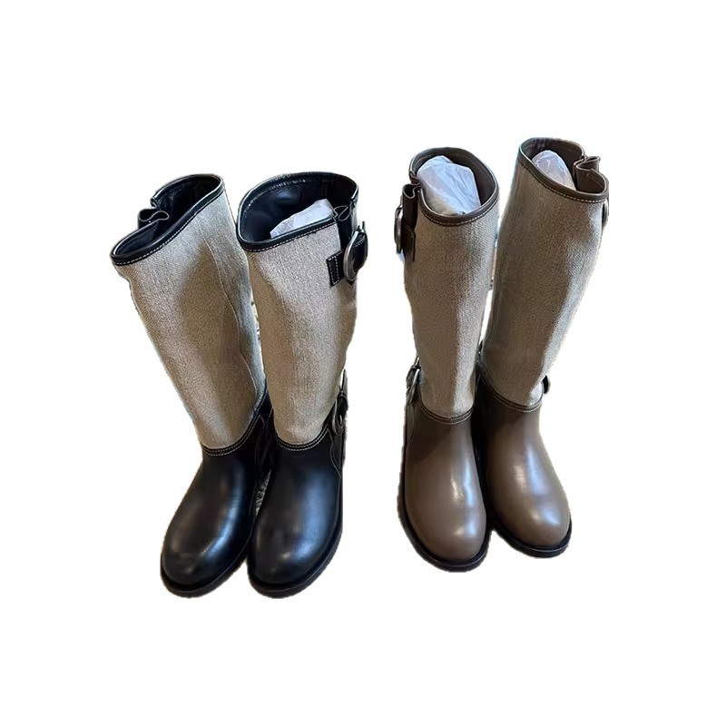Botas femininas de couro bovino, solado grosso, estilo britânico, fivela de cinto, cano alto, folgado, estilo cavaleiro, bico redondo, novo estilo, outono/inverno 2025_voghion.com
