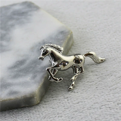 Casual, Elegant and Playful Yaxa sancaqları - silver