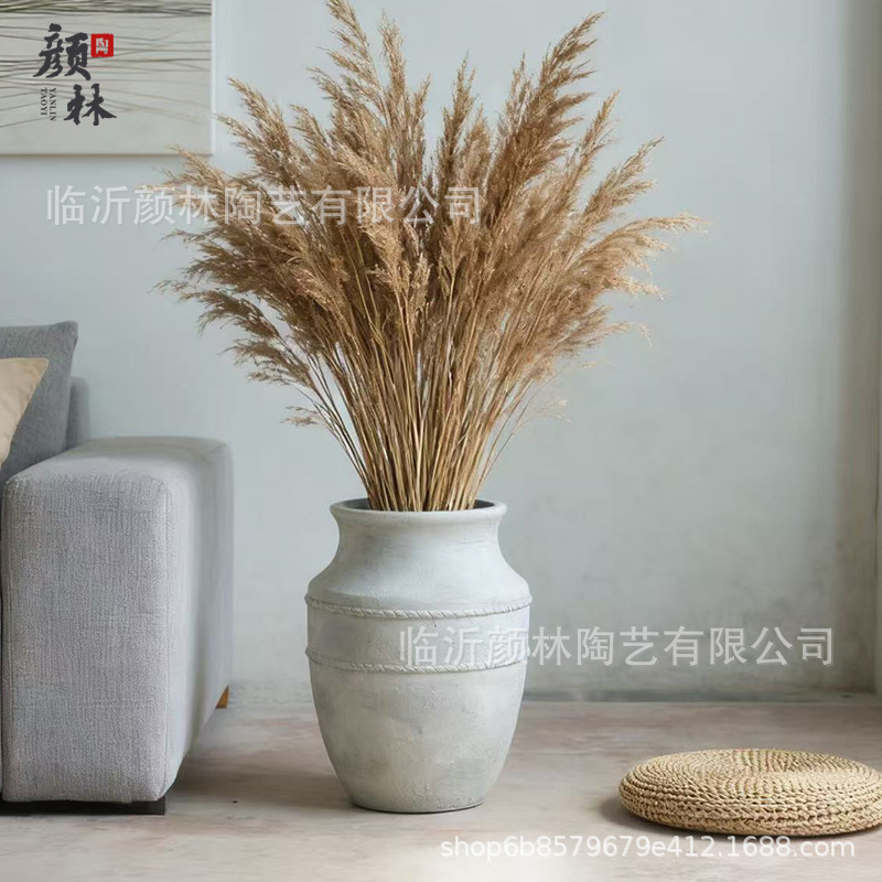 Vaso de cemento blanco tranquilo y elegante, vasijas de cerámica Zen, decoración espacial de ramas secas y madera borracha con vasos florales