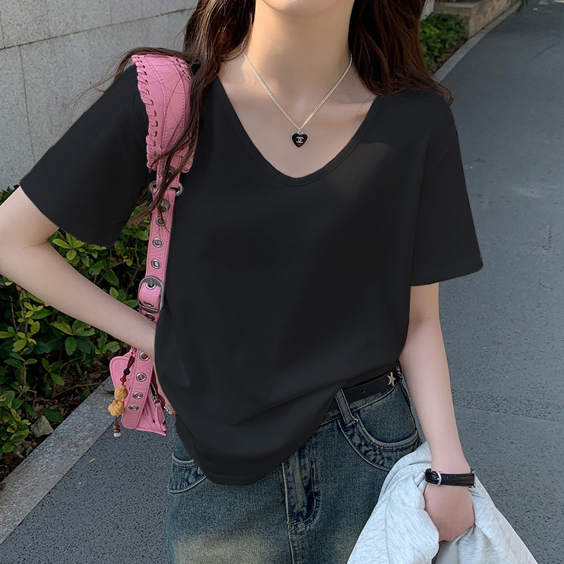 검은색