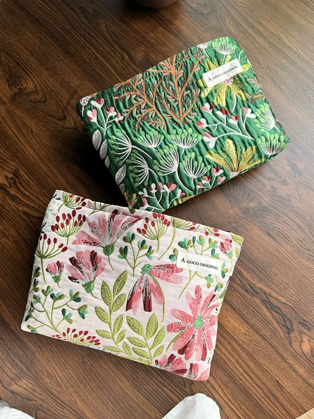 Ins Small Fresh Cosmetic Bag Cross-border Foreign Trade Portable Skin Care Storage Bag Travel Wash Bag Inner Clothes Bag Hand