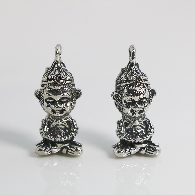 New Monkey Monkey Monkey Buddha pendant men and women zodiac pendant Qi Tian Da Sheng necklace DIY jewelry accessories