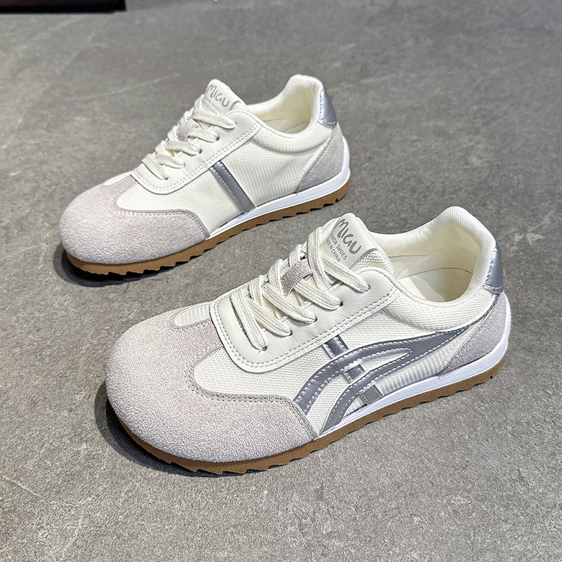 Zapatos de entrenamiento alemán de suela suave para niñas 2026 verano nuevo estilo de moda infantil zapatos casuales de todos los tipos de zapatos deportivos para niños mayores