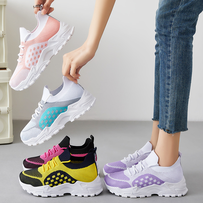 Zapatos mujer todo-fósforo verano nuevo estilo volador tejido transpirable zapatos de mujer suela suave sin pies cansados zapatos casuales zapatos transfronterizos de plataforma al por mayor