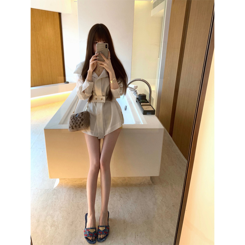 CHICYOU "细腰欧尼" 白色腰带大翻领长袖衬衫上衣气质外套女|undefined