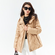 24秋冬女装穿搭短款羽绒服原创音符刺绣鹅绒服品牌源头工厂批发代