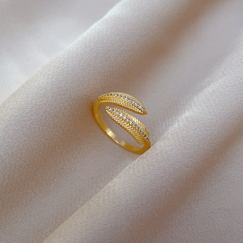 Damen Designer Ring In Offenem Blatt Design Light Luxury Schmuck_voghion.com