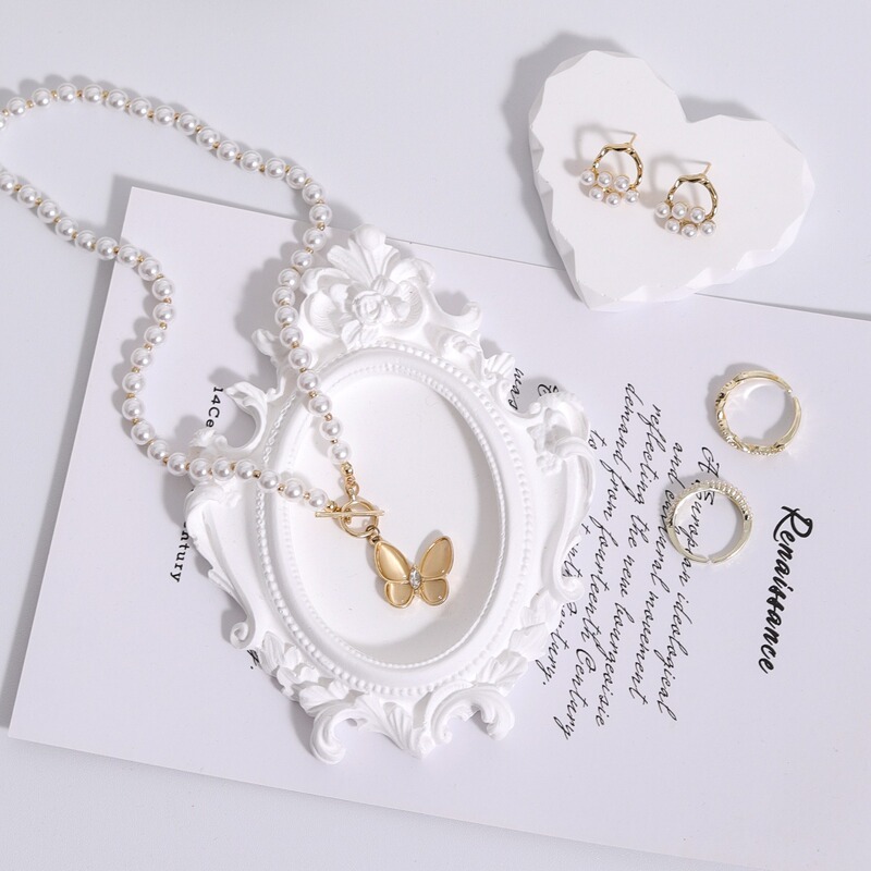 Court vintage jewelry rack photo props decoration relief plate earrings Jewelry necklace jewelry shooting props background