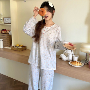 �ﶬ��{ɫ�A�������������L��˯�A�I���^���⴩Ů���Ҿӷ�