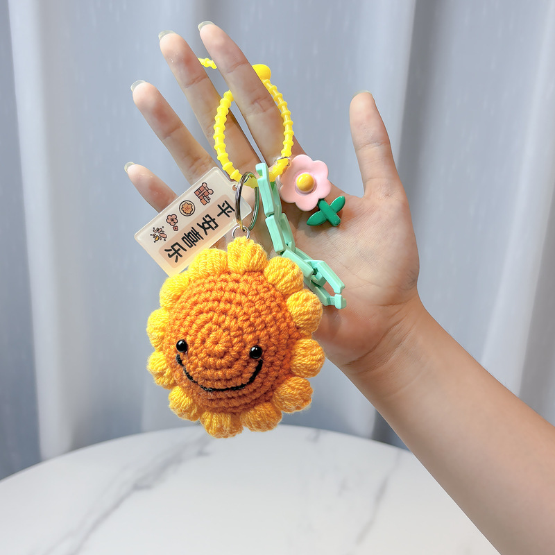 Creative Handmade Wool Sunflower Keychain Bestie Gift Bag Pendant Sunflower Pendant Car Key Chain