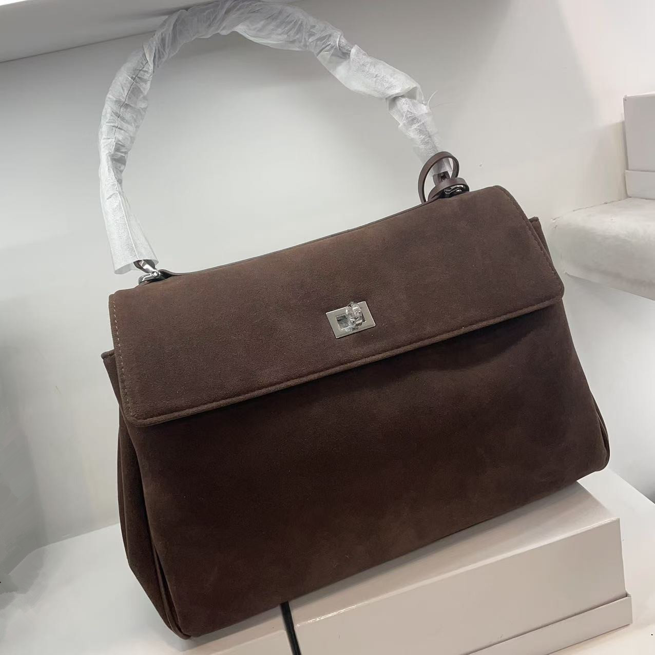 스웨이드 실버 버클