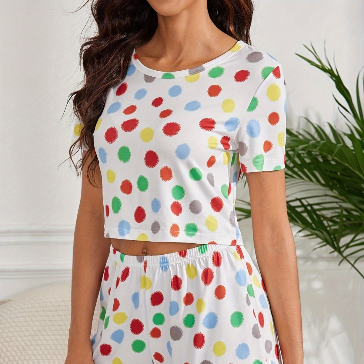 Nuevo pijama de lunares de manga corta de color transfronterizo Traje de servicio a domicilio informal de verano Pantalones cortos de mujer Moda de Amazon