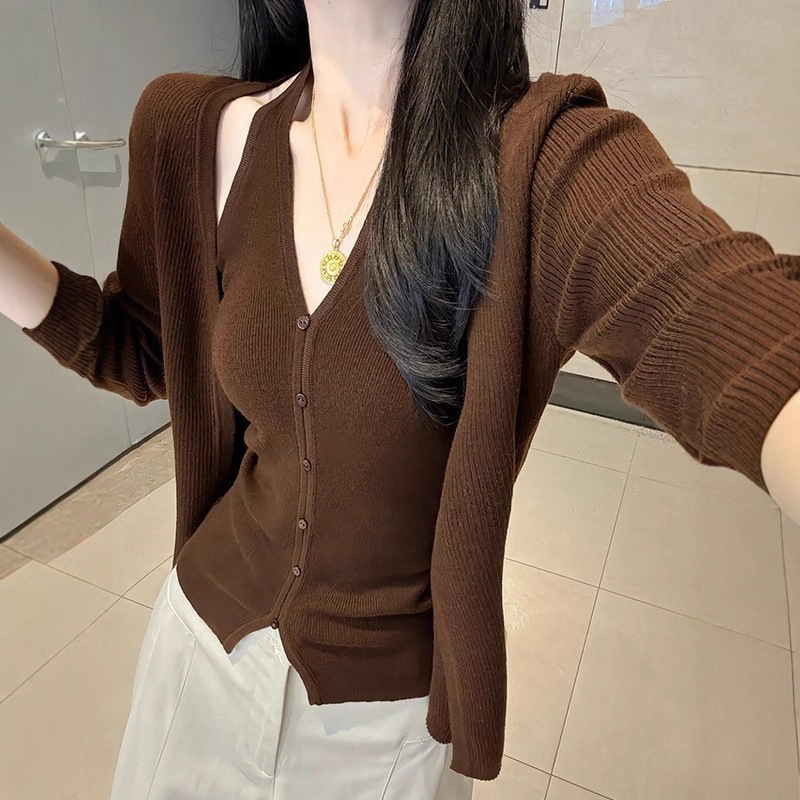 高质量上衣女2025年新款针织吊带开衫两件套上衣修身型