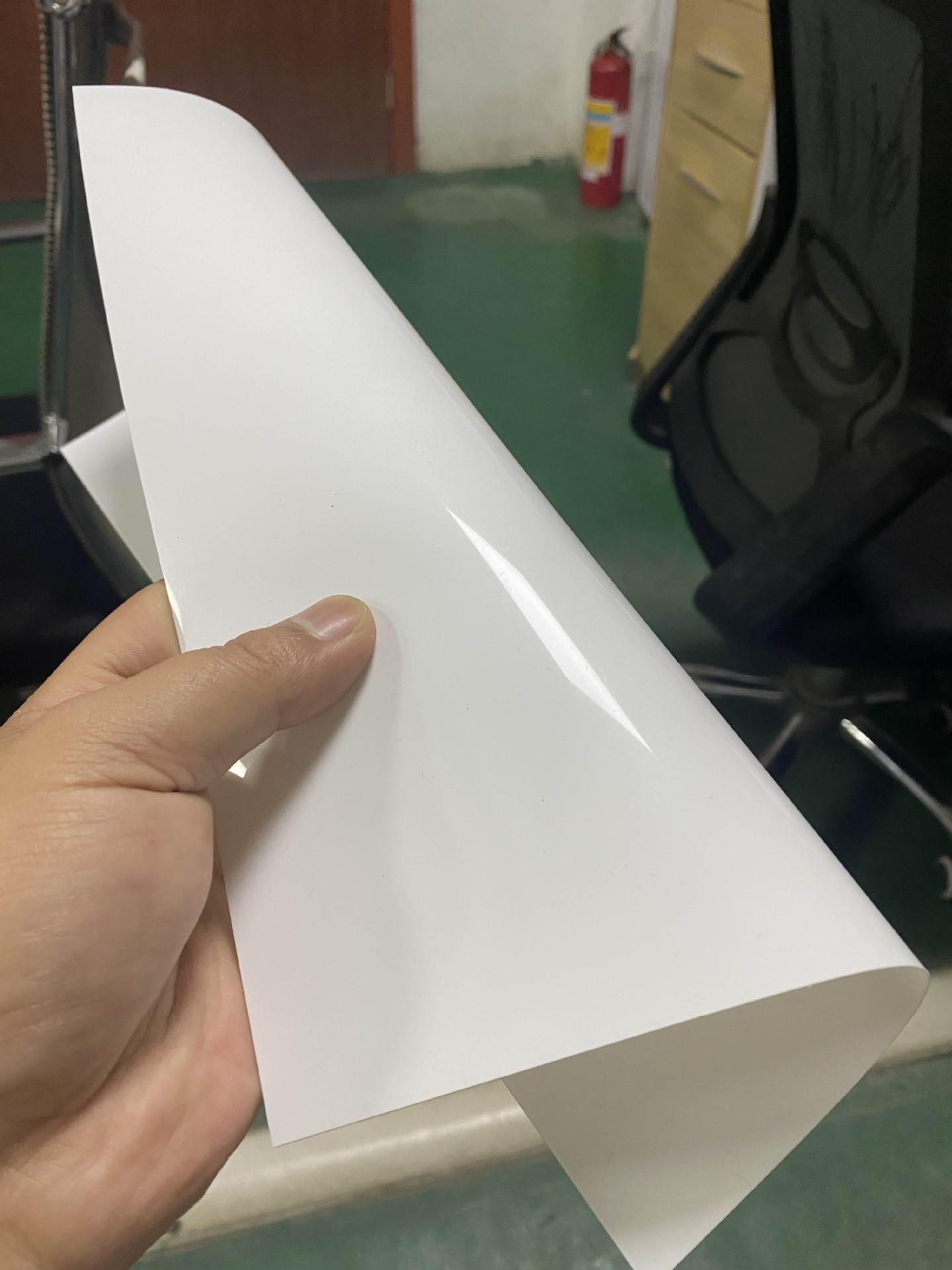 销售0.125mm-0.76mm乳白色防火阻燃PC薄膜 白色防火绝缘薄膜