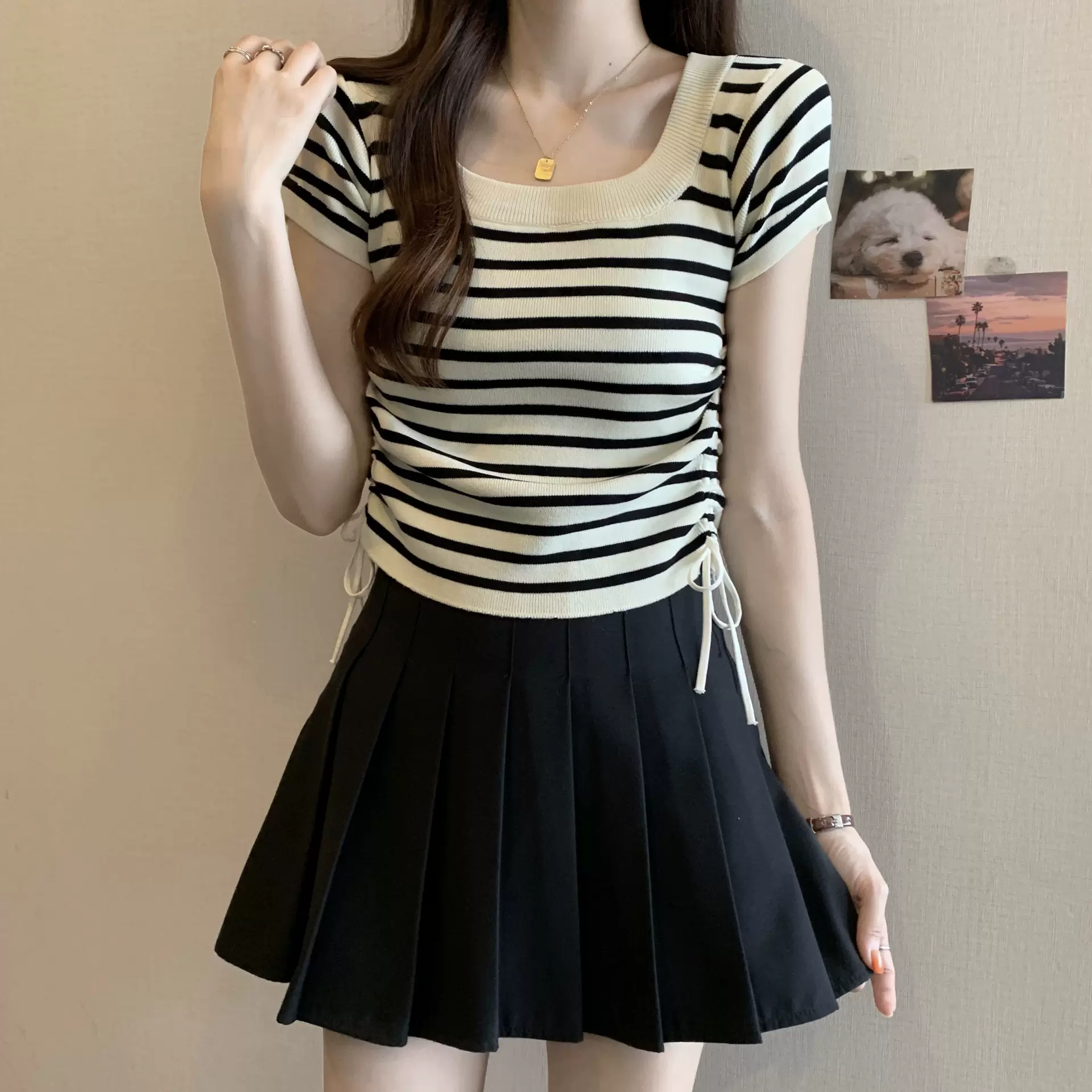 条纹针织短袖T恤女2026夏季宽松显瘦设计感短款抽绳上衣方领小衫