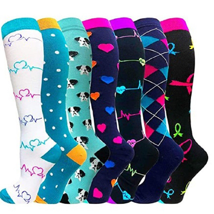 Calcetines de compresión de traje de color mixto exclusivo transfronterizo Calcetines deportivos de comercio exterior Calcetines de becerro Calcetines de compresión deportiva Hombres y mujeres Al por mayor