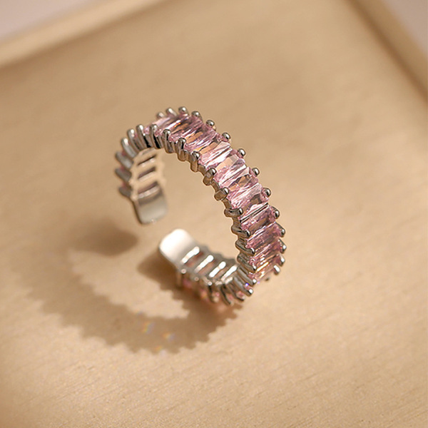 Elegant design one size adjustable sophisticated ring with zircon