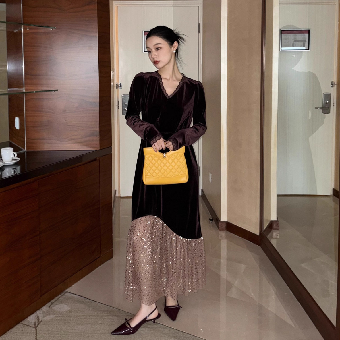 【Explanation】Newopen25 Winter French-Style Elegant and Sophisticated Heavy Sequin Evening Dress Velvet Dress F6873