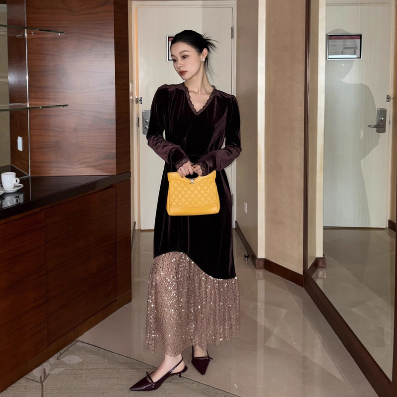 【Explanation】Newopen25 Winter French-Style Elegant and Sophisticated Heavy Sequin Evening Dress Velvet Dress F6873