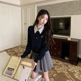 假两件学院风黑色短款毛衣外套女春秋秋季小个子修身针织开衫上衣