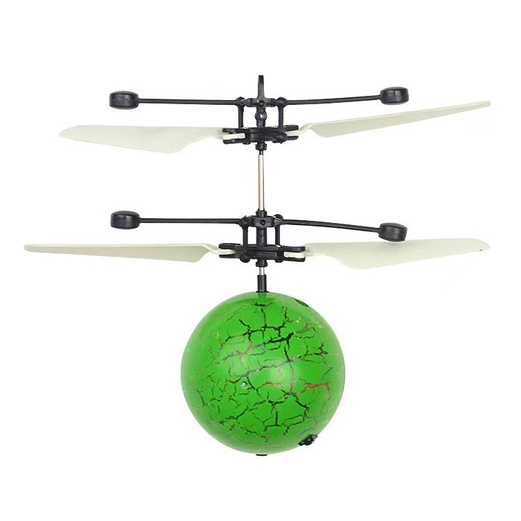 유도 균열 공-녹색