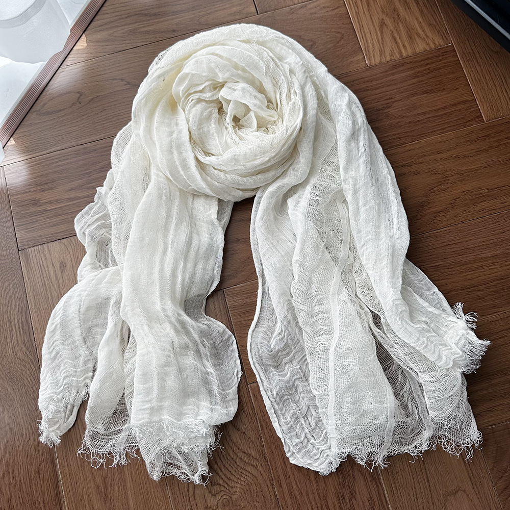 1518 milk white