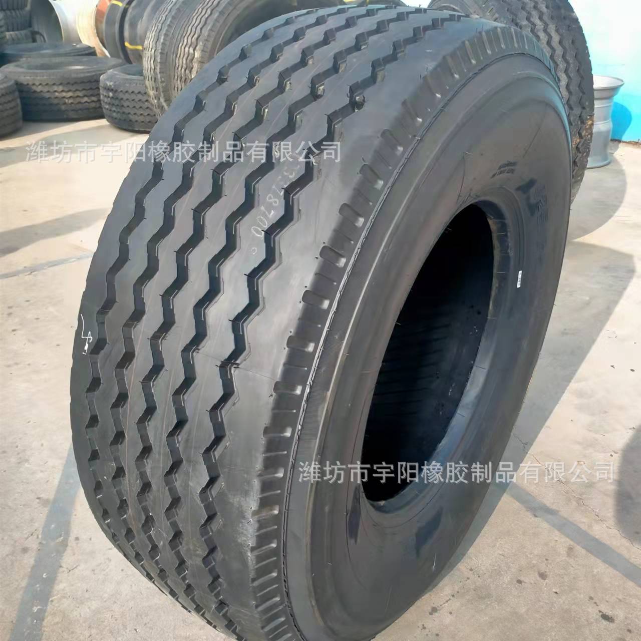 公路运输车 425/65R22.5 物流配送车 油罐车用轮胎  真空